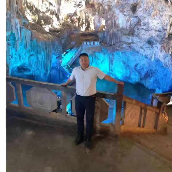 35岁岁云南单身帅哥 - 衢州吉缘网